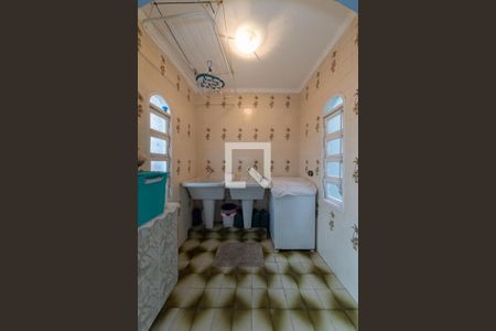 Casa à venda com 365m², 3 quartos e 3 vagasÁrea de Serviço