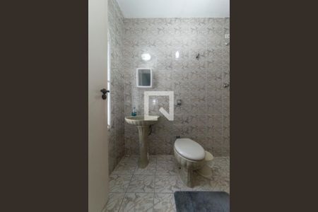 Casa à venda com 365m², 3 quartos e 3 vagasBanheiro da Suíte 3