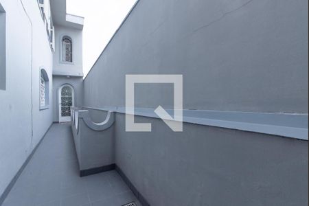 Casa à venda com 365m², 3 quartos e 3 vagasCorredor - Quintal