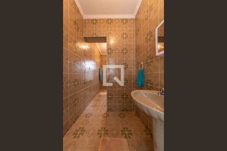 Casa à venda com 365m², 3 quartos e 3 vagasBanheiro da Suíte 1