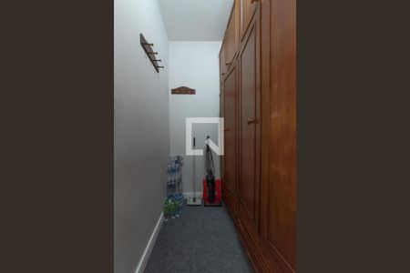 Casa à venda com 365m², 3 quartos e 3 vagasSuíte 3 - Closet