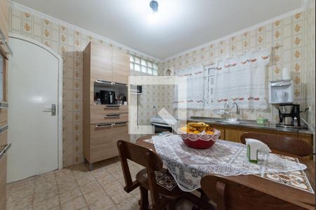 Casa à venda com 365m², 3 quartos e 3 vagasCozinha