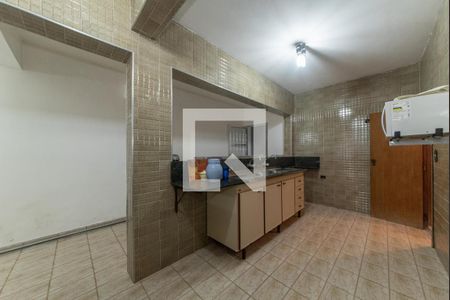 Casa à venda com 365m², 3 quartos e 3 vagasCozinha do Salão de Festas