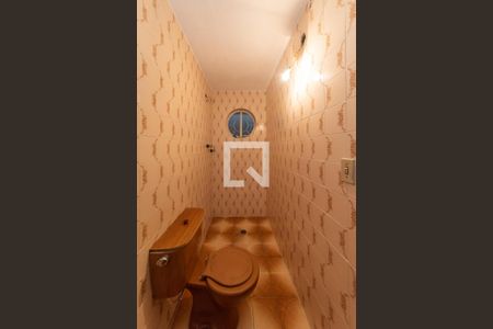 Casa à venda com 365m², 3 quartos e 3 vagasLavabo da Garagem