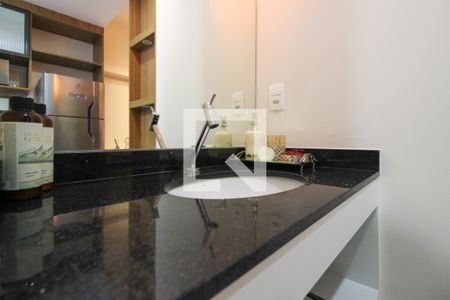 Banheiro de kitnet/studio para alugar com 1 quarto, 25m² em Cerqueira César, São Paulo