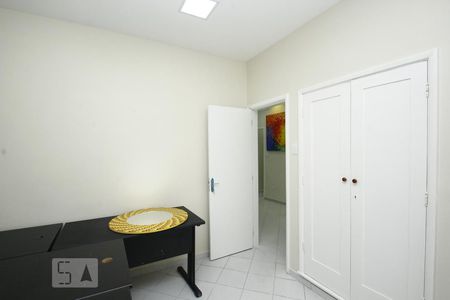 Apartamento à venda com 35m², 1 quarto e sem vagaQuarto