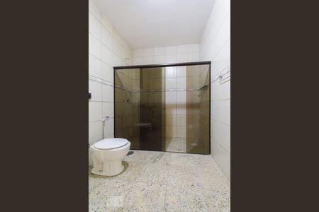 Apartamento para alugar com 60m², 2 quartos e sem vagaBanheiro da Suíte