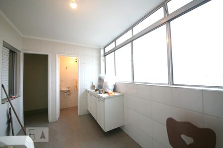 Apartamento para alugar com 120m², 3 quartos e 2 vagasÁrea de Serviço