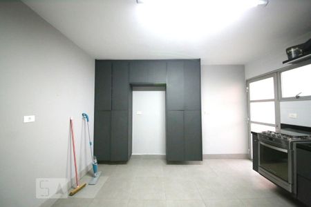Apartamento para alugar com 120m², 3 quartos e 2 vagasCozinha