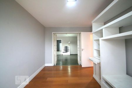 Apartamento para alugar com 120m², 3 quartos e 2 vagasSala de TV