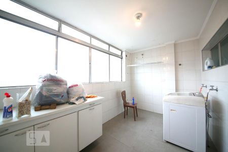 Apartamento para alugar com 120m², 3 quartos e 2 vagasÁrea de Serviço