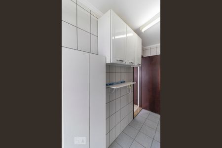 Apartamento para alugar com 38m², 1 quarto e 1 vagaCozinha - Armários