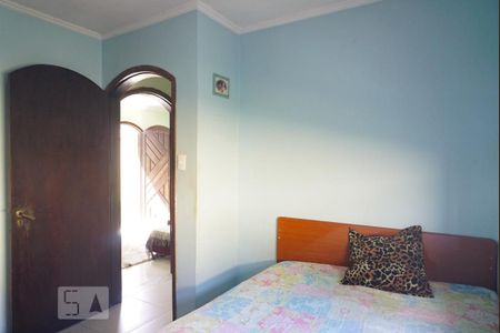 Casa à venda com 220m², 4 quartos e 2 vagas Casa à venda com 220m², 4 quartos e 2 vagasSuíte 1