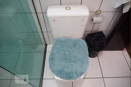 Casa à venda com 220m², 4 quartos e 2 vagas Casa à venda com 220m², 4 quartos e 2 vagasBanheiro da Suíte 2