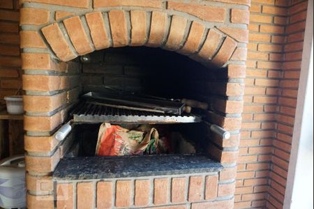 Casa à venda com 220m², 4 quartos e 2 vagas Casa à venda com 220m², 4 quartos e 2 vagasÁrea Gourmet com churrasqueira