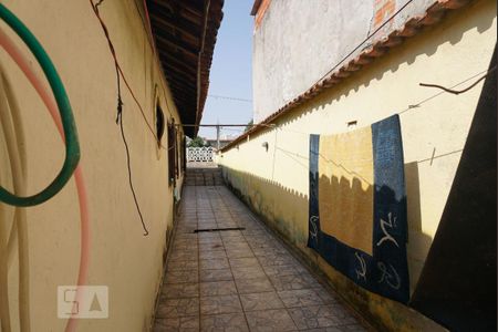 Casa à venda com 220m², 4 quartos e 2 vagas Casa à venda com 220m², 4 quartos e 2 vagasQuintal