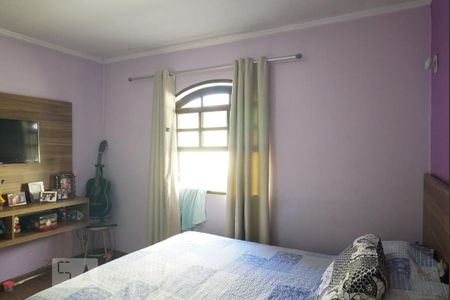 Casa à venda com 220m², 4 quartos e 2 vagas Casa à venda com 220m², 4 quartos e 2 vagasSuíte 2