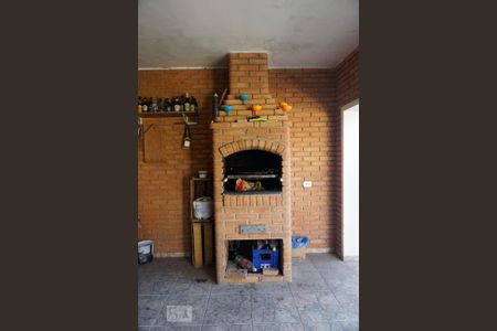 Casa à venda com 220m², 4 quartos e 2 vagas Casa à venda com 220m², 4 quartos e 2 vagasÁrea Gourmet com churrasqueira