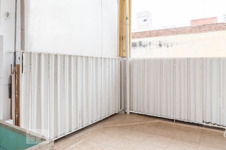 Apartamento à venda com 63m², 2 quartos e sem vaga Apartamento à venda com 63m², 2 quartos e sem vagaLavanderia
