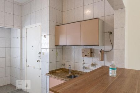 Apartamento à venda com 63m², 2 quartos e sem vaga Apartamento à venda com 63m², 2 quartos e sem vagaCozinha
