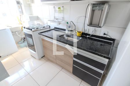 Apartamento para alugar com 45m², 2 quartos e 1 vaga Apartamento para alugar com 45m², 2 quartos e 1 vagaCozinha e Área de Serviço