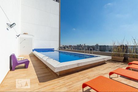 Studio para alugar com 24m², 1 quarto e sem vaga Studio para alugar com 24m², 1 quarto e sem vagaPiscina
