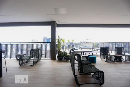 Studio para alugar com 24m², 1 quarto e sem vaga Studio para alugar com 24m², 1 quarto e sem vagaTerraço