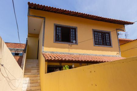 Casa de condomínio para alugar com 50m², 1 quarto e sem vaga Casa de condomínio para alugar com 50m², 1 quarto e sem vagaFachada