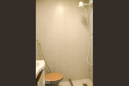 Apartamento para alugar com 34m², 1 quarto e sem vaga Apartamento para alugar com 34m², 1 quarto e sem vagaBanheiro