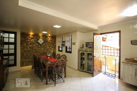 Casa para alugar com 320m², 3 quartos e 3 vagasCozinha