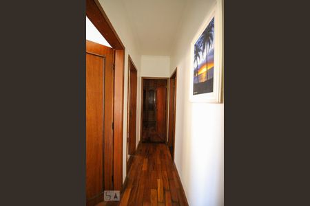 Corredor de casa para alugar com 3 quartos, 320m² em Mandaqui, São Paulo