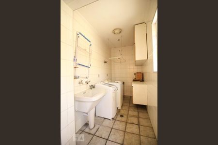 Casa para alugar com 320m², 3 quartos e 3 vagasÁrea de Serviço