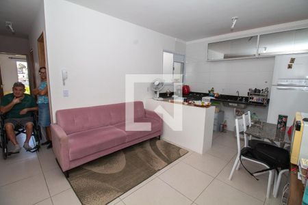 Sala de apartamento à venda com 2 quartos, 48m² em Vila Paulo Silas, São Paulo