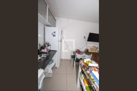 Apartamento à venda com 48m², 2 quartos e sem vaga Apartamento à venda com 48m², 2 quartos e sem vagaCozinha