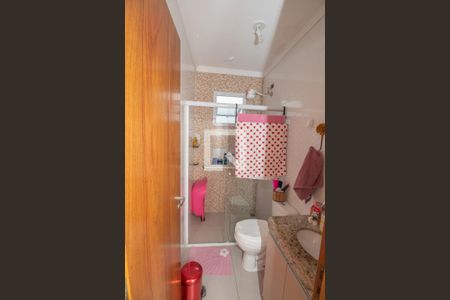 Apartamento à venda com 48m², 2 quartos e sem vaga Apartamento à venda com 48m², 2 quartos e sem vagaBanheiro Social