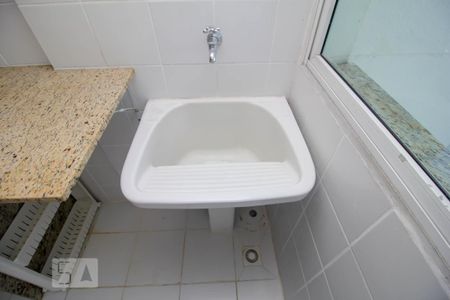 Apartamento para alugar com 70m², 2 quartos e 1 vagaÁrea de Serviço
