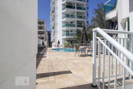 Apartamento para alugar com 70m², 2 quartos e 1 vagaÁrea comum - Piscina