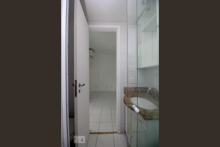 Apartamento para alugar com 70m², 2 quartos e 1 vagaBanheiro da Suíte