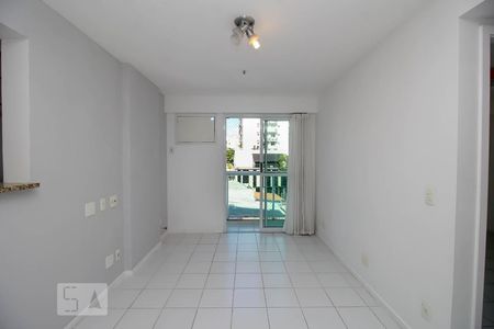 Sala de apartamento para alugar com 2 quartos, 70m² em Botafogo, Rio de Janeiro