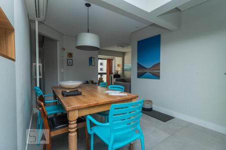 Sala 1 de apartamento para alugar com 3 quartos, 86m² em Vila Hamburguesa, São Paulo