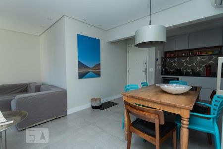 Sala 1 de apartamento para alugar com 3 quartos, 86m² em Vila Hamburguesa, São Paulo