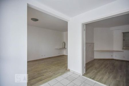 Sala de apartamento para alugar com 2 quartos, 120m² em Vila Suzana, São Paulo