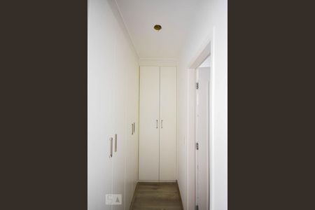 Apartamento para alugar com 120m², 2 quartos e 2 vagasArmário da suíte 2