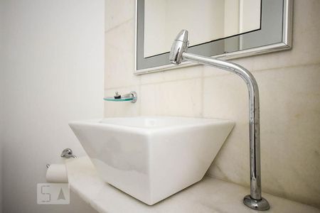 Apartamento para alugar com 120m², 2 quartos e 2 vagasLavabo