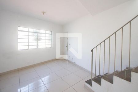 Sala de casa à venda com 2 quartos, 115m² em Várzea de Baixo, São Paulo