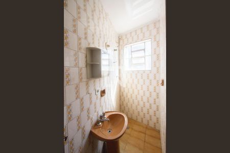 Casa à venda com 115m², 2 quartos e 2 vagas Casa à venda com 115m², 2 quartos e 2 vagasBanheiro