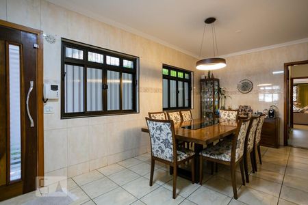 Casa à venda com 240m², 3 quartos e 4 vagasSala de jantar