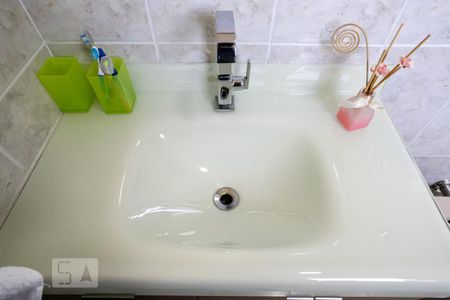 Casa à venda com 240m², 3 quartos e 4 vagasBanheiro da suíte 3