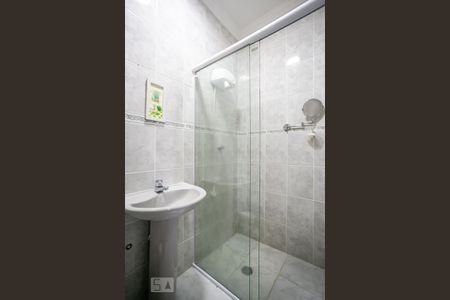 Casa à venda com 240m², 3 quartos e 4 vagasBanheiro da suíte 2