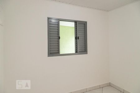 Quarto de casa para alugar com 1 quarto, 40m² em Vila Araguaia, São Paulo